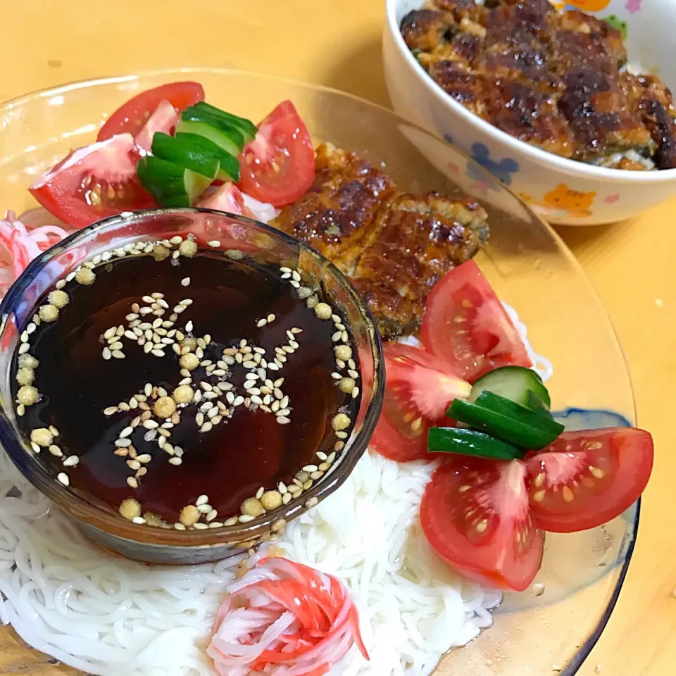 七夕冷やしそうめんと梅塩混ぜご飯うなぎ丼#七夕#そうめん|Sakuraさん