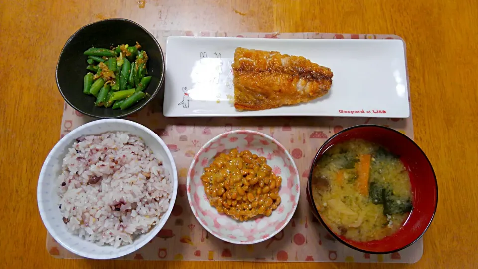 ６月２９日　塩サバのパリパリ焼き　いんげんの胡麻和え　納豆　お味噌汁|いもこ。さん