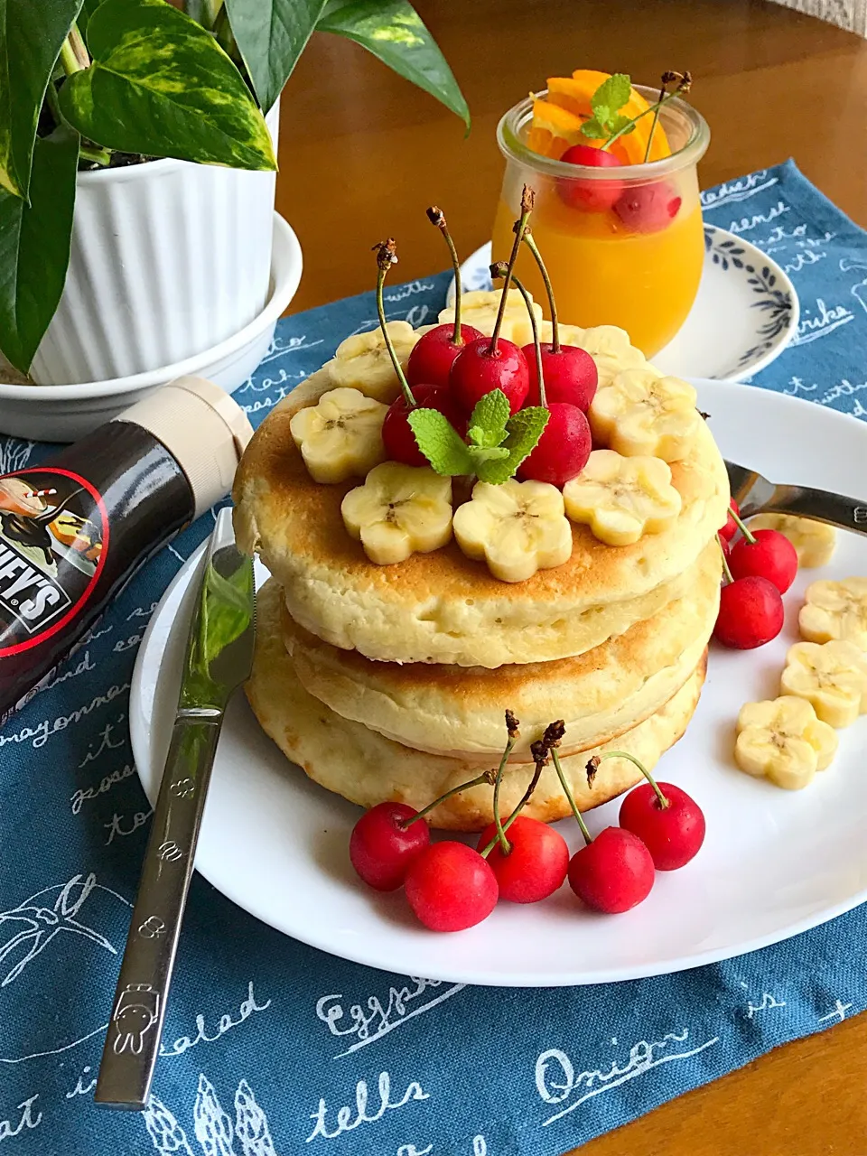 バナナのホットケーキ🥞
マヨネーズでふんわり〜|Miki (^_−)−☆さん