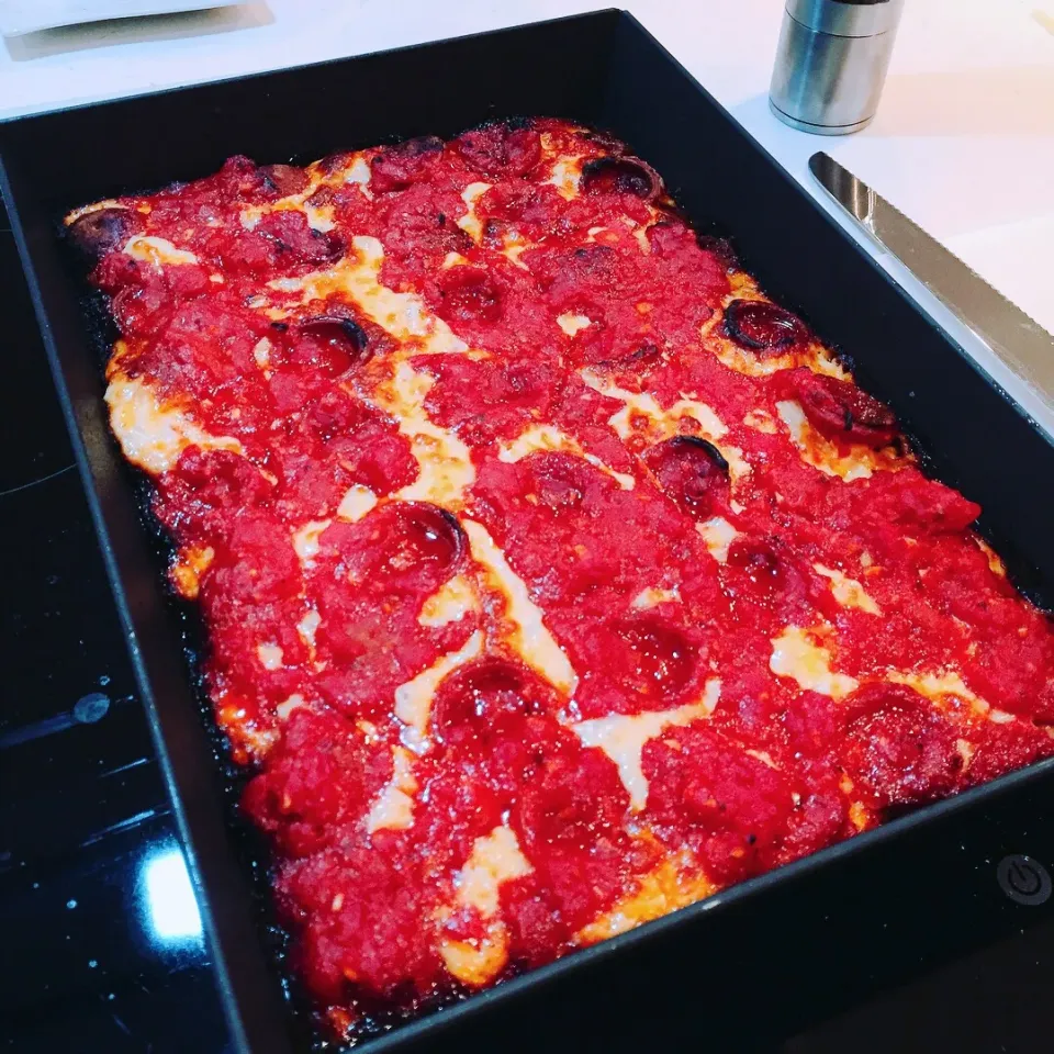 デトロイトスタイルピザ

#ピザ #Detroit #pizza|hipboaさん