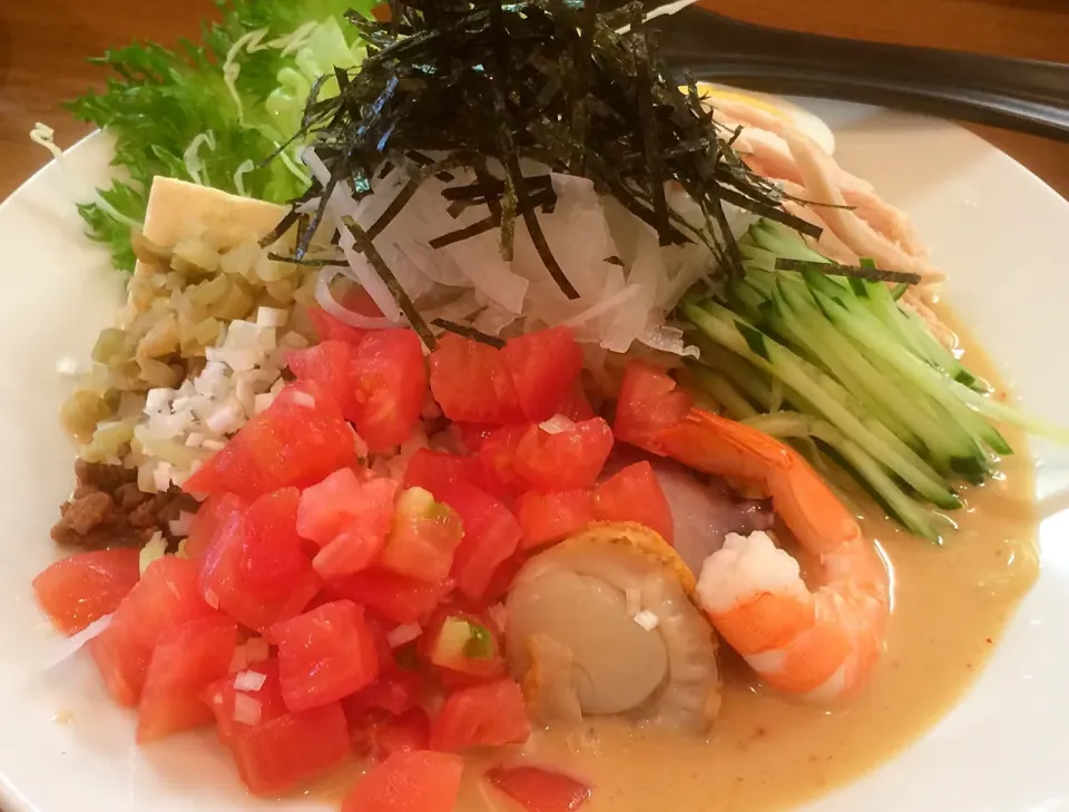 Snapdishの料理写真:さくやさんで、冷麺〜♡|いく❤️さん