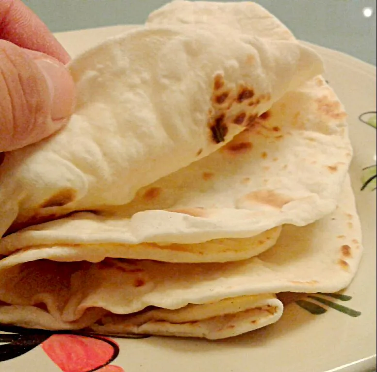 Handmade flour tortillas. #tortillas #handmadetortillas #Cocina mexicana #Mexican cuisine|Jorge Bernal Márquezさん