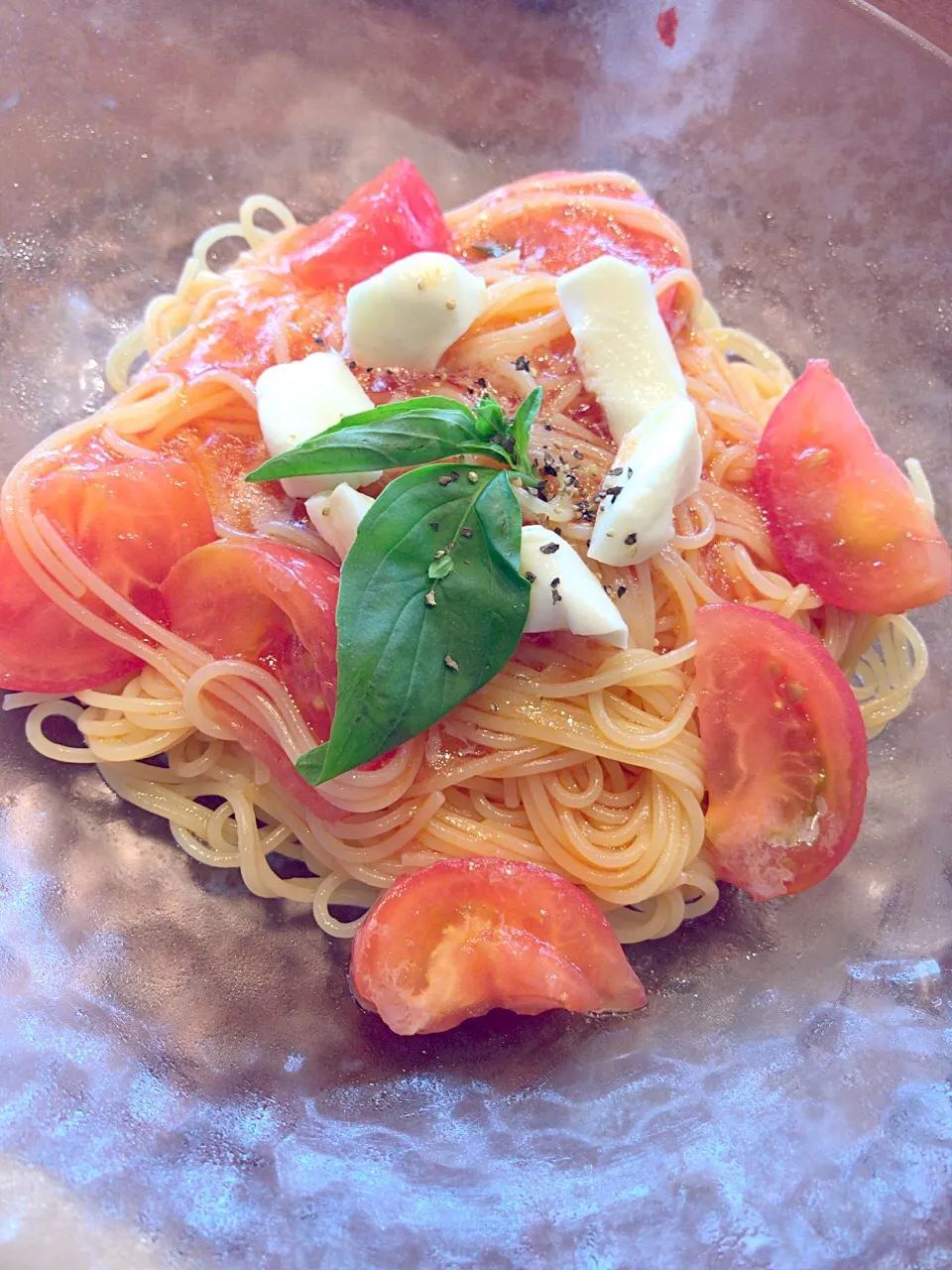 #トマト🍅 #冷製パスタ|𝕜𝕪𝟙𝟘𝟚𝟘𝟙𝟠さん