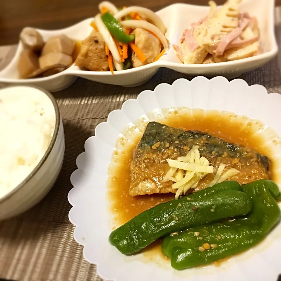 7.9
笠原さんのレシピ
里芋と煮干しの含め煮
鯖の味噌煮|たまさん