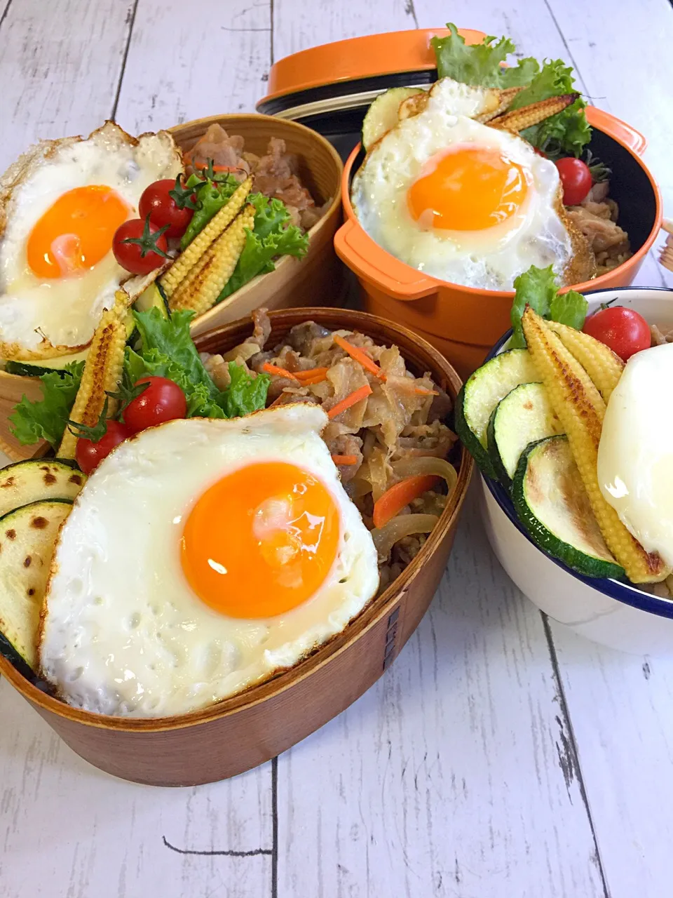 ど〜んとのせ丼弁当|サリーさん