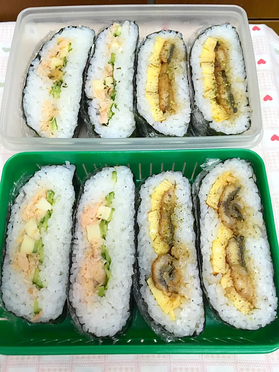 7月10日 息子&ジジババ弁当  おにぎらず 具は鰻卵  鮭きゅうりチーズ|オリーブさん