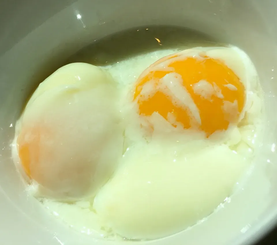 Runny eggs... #localfood #local #delicious #happy|princessjoさん