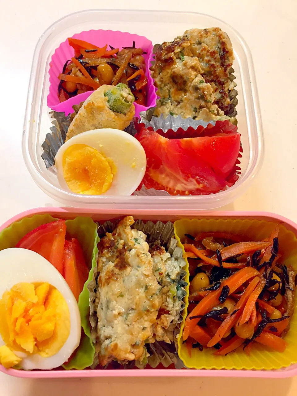 ♡今日のお弁当♡ #トマト#ゆで卵#ひじきの煮物#豆腐と鳥ミンチと大葉のつくね#おくらの豚肉巻き←冷食|りんりんさん