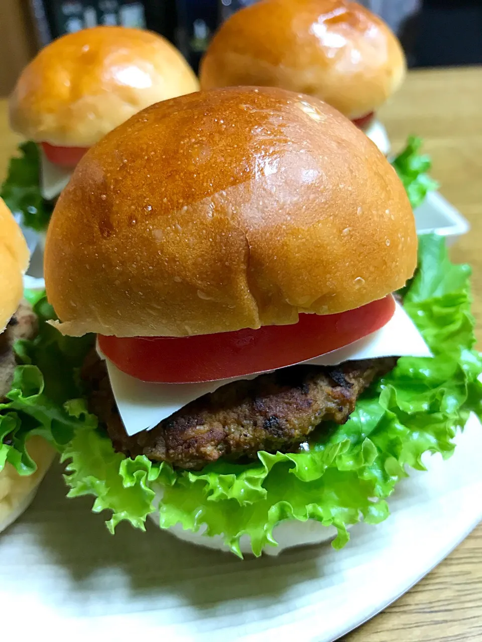 ハンバーガー🍔
手のひらサイズのバンズで作ってみました（＾_＾）|sentakuwasabiさん