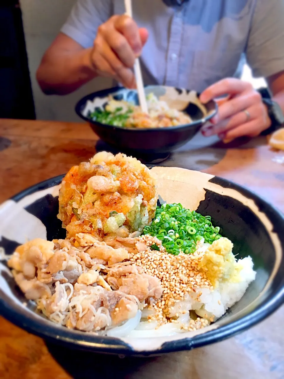 ぶっかけ肉うどん かき揚げトッピング|白川哲也さん