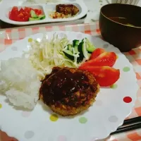 Snapdishの料理写真:豆腐ハンバーグ|chocoさん