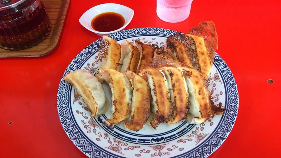 Snapdishの料理写真:焼き餃子|utayataさん