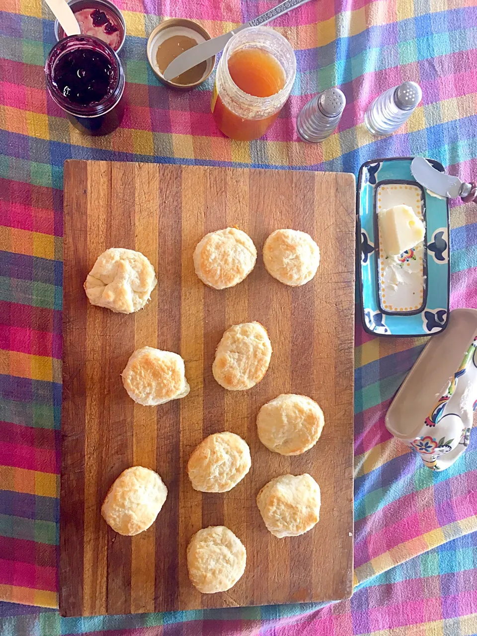 Homemade Cast Iron Skillet biscuts|scout o'garaさん