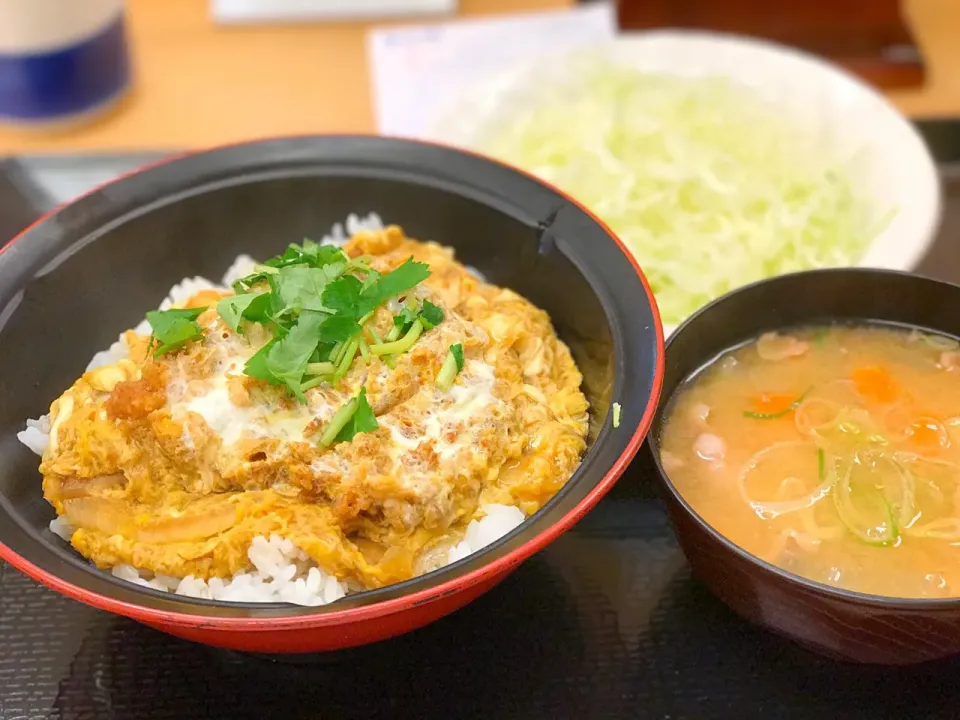 ミニカツ丼セット|マハロ菊池さん