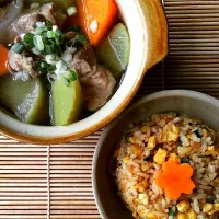 Snapdishの料理写真:Green radish carrot soup and fried rice.|Seenyee芯亦さん