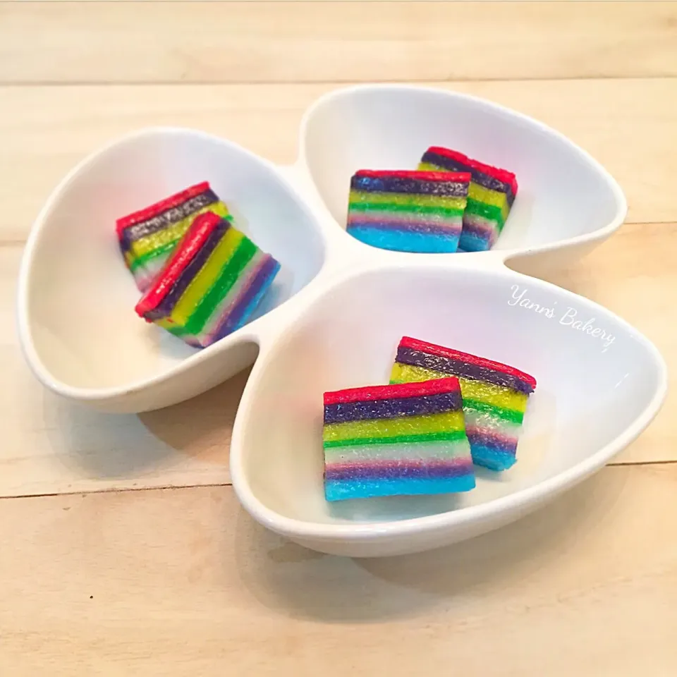 自家製ミニ9層ケーキ
Homemade Mini 9 Layer Cakes|Yannさん