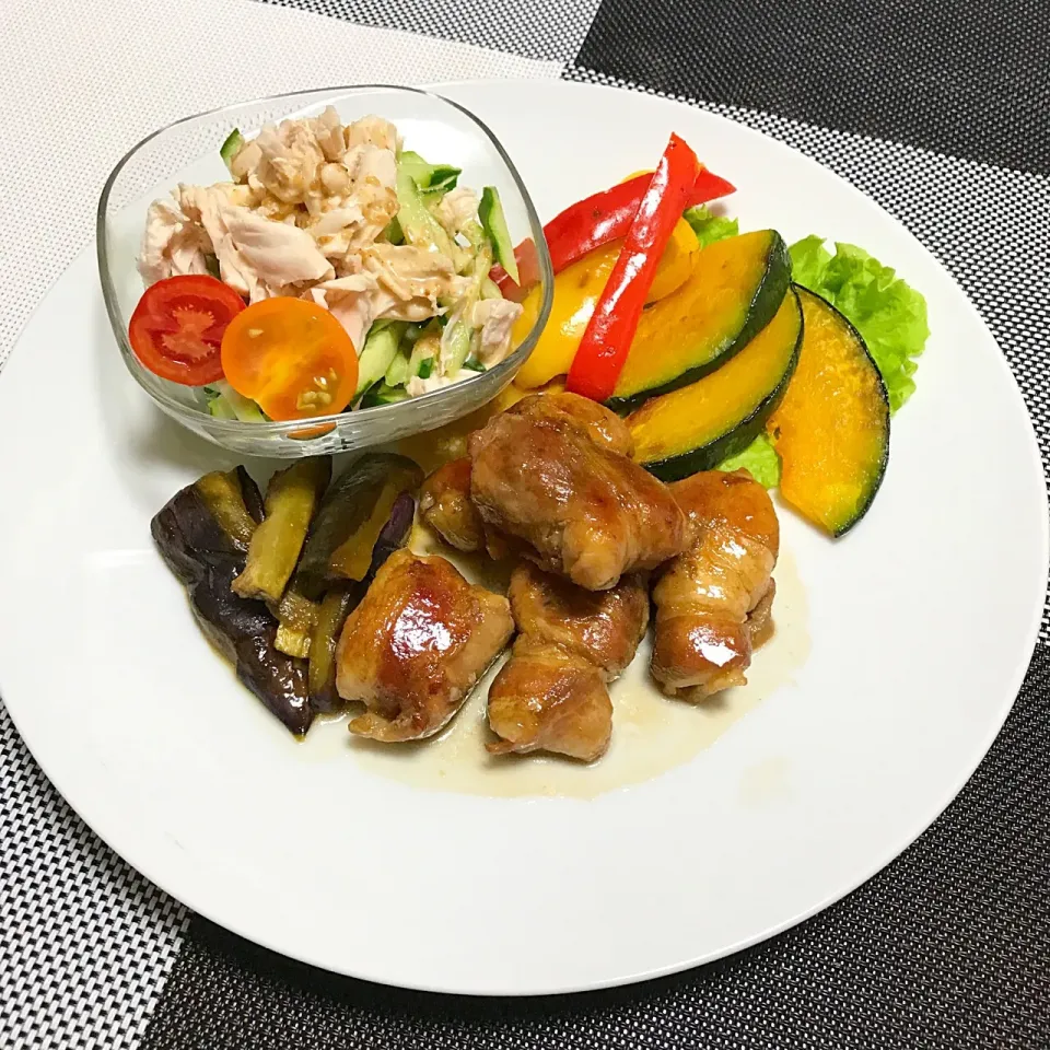 豆腐を豚コマ肉で包んだ豆腐角煮 ☆焼き野菜 ☆棒々鶏風サラダ|ゆかり☺︎❤︎（ @pyon63yukari ）さん