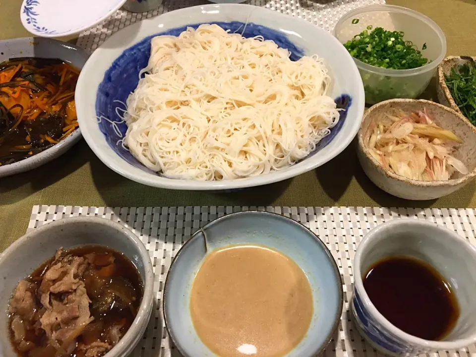 茄子と豚肉のあったかつけダレ、手作りゴマだれ、普通のつけダレのそうめん|amiさん