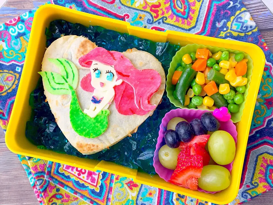 👸Gluten Free Quesadilla Bento👸
With Ariel|The Reinhartsさん