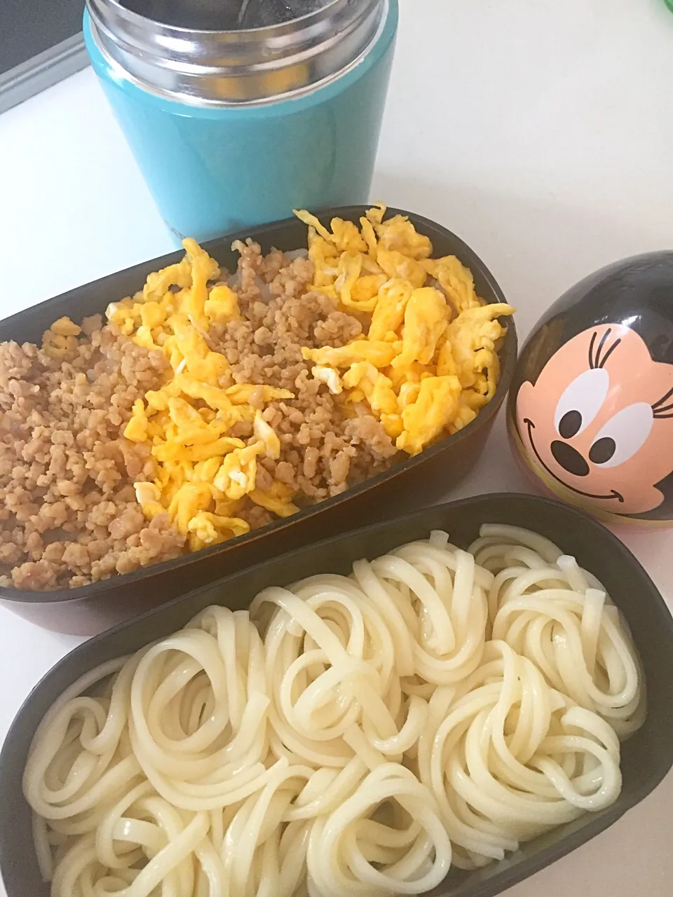 そぼろ丼＆冷しうどん弁当|asamisaraさん