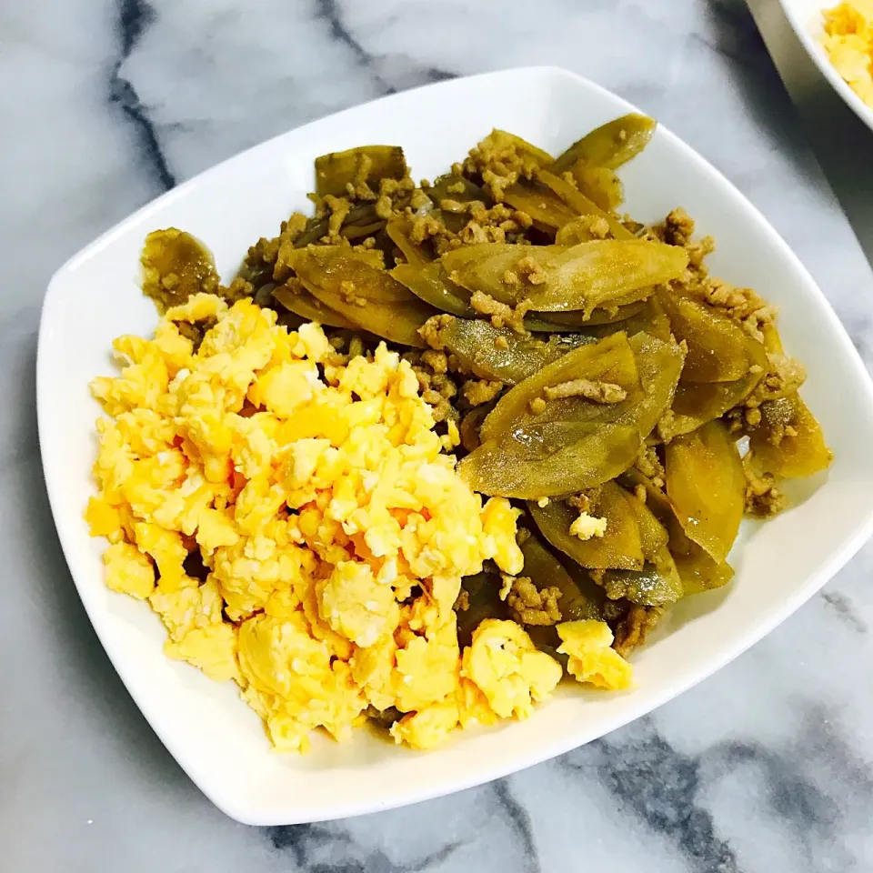 鶏ごぼうそぼろ丼|Azuさん