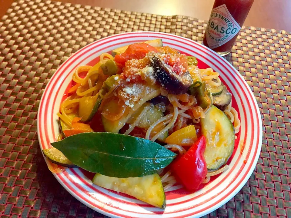 Snapdishの料理写真:Spaghetti alla contadina🍅🍆🥒ｽﾊﾟｹﾞﾃｨ ｱｯﾗ ｺﾝﾀﾃﾞｨｰﾅ|🌈Ami🍻さん