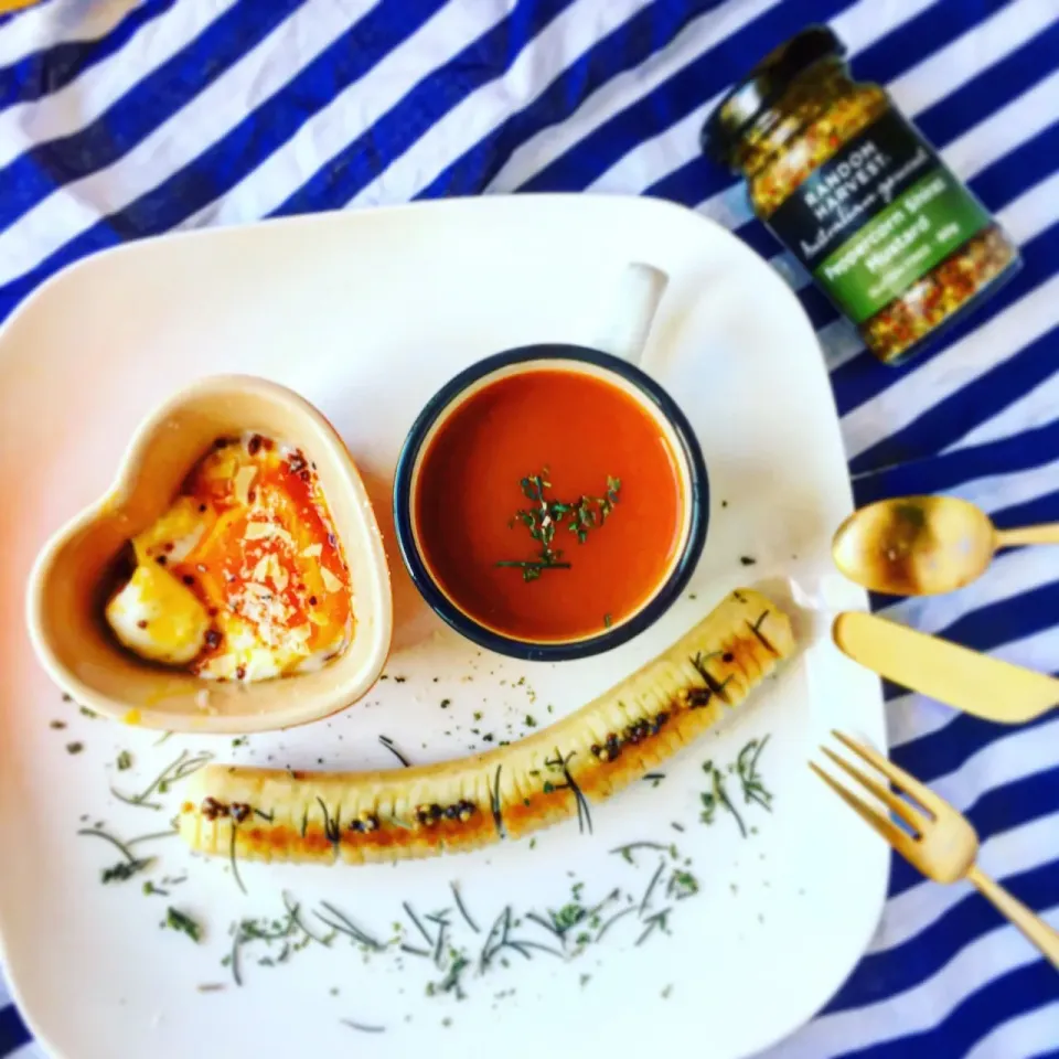 魚肉ソーセージグリルと冷製トマトスープ🍅|sakiさん