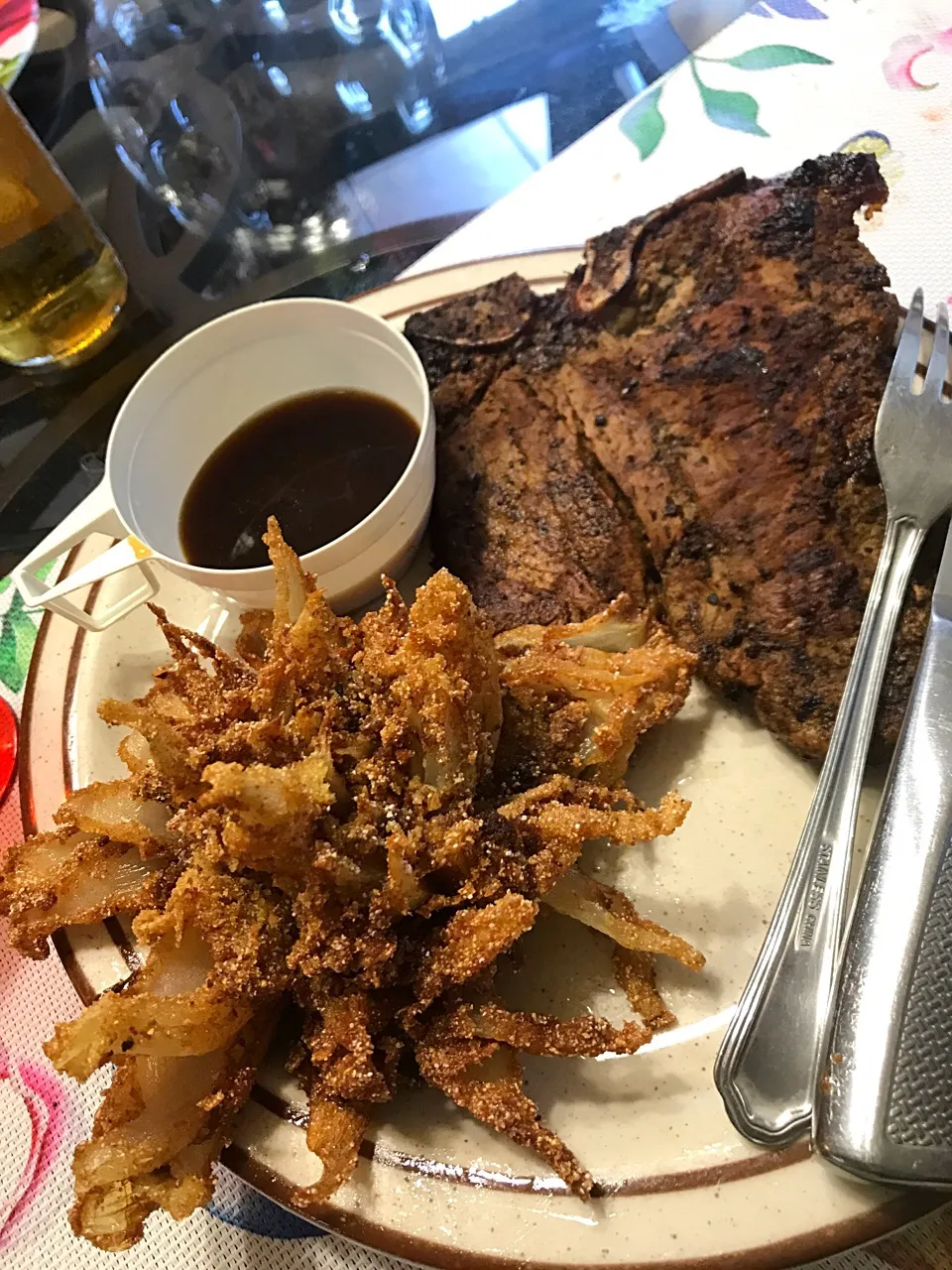 Blooming onion and charbroiled Steak|Tawanjaさん