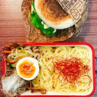 Snapdishの料理写真:韓国風冷やし中華とスパムバーガー弁当☆|chiiizuさん