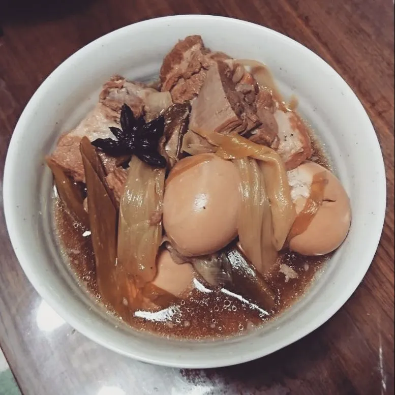 Snapdishの料理写真:黒酢のさっぱり豚の角煮|とみのすけさん