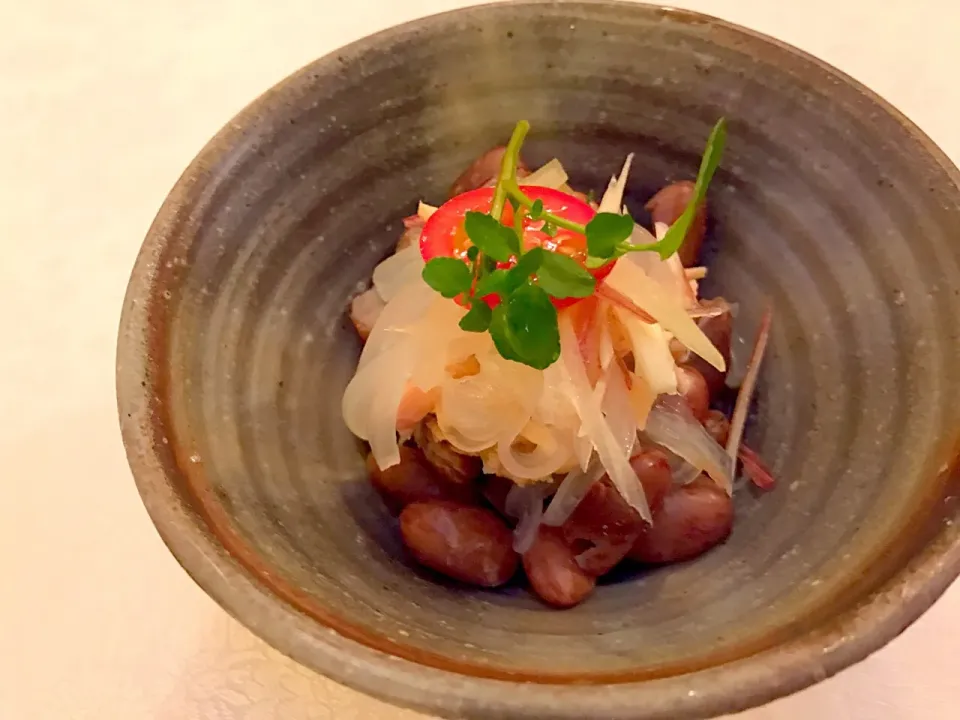 うずら豆と玉ねぎの重ね煮、ツナ、ミョウガの和えもの|ゆすらうめさん