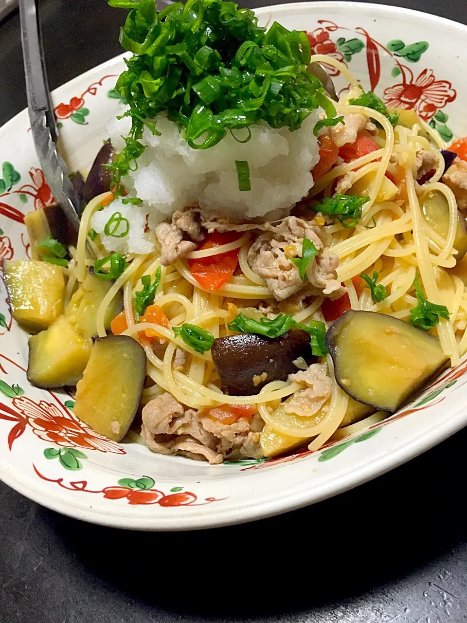 豚肉となすとトマトの和風パスタ
柚子胡椒風味|長さんさん