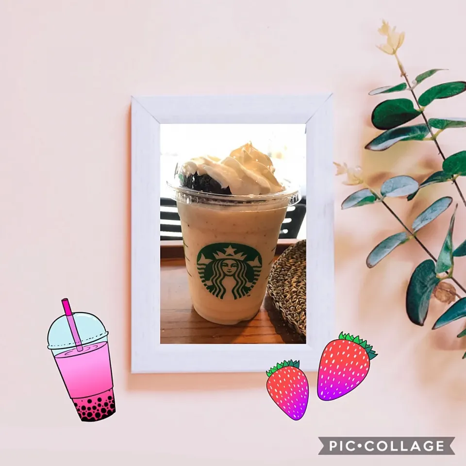 Soy Chocolate Cake topped Frappucino® Blended Cream with Strawberry Shot #starbucks #starbuckscoffee #frappuccino #piccollage|ModischStudioさん