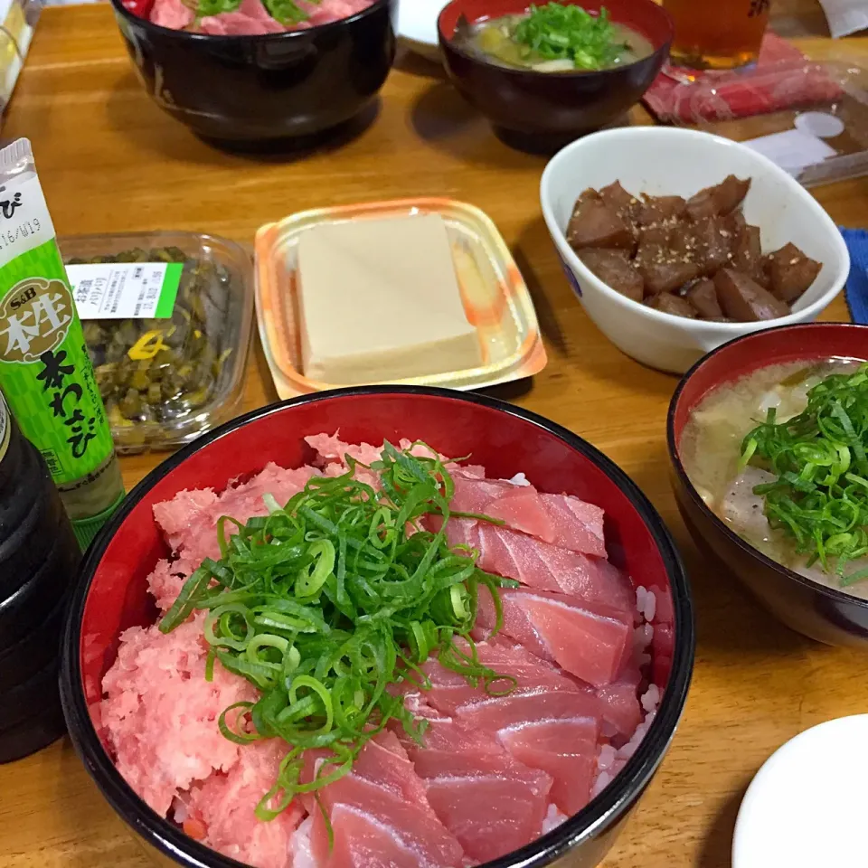 マグロ丼*\(^o^)/*鮭混ぜ酢飯❣️|すかラインさん