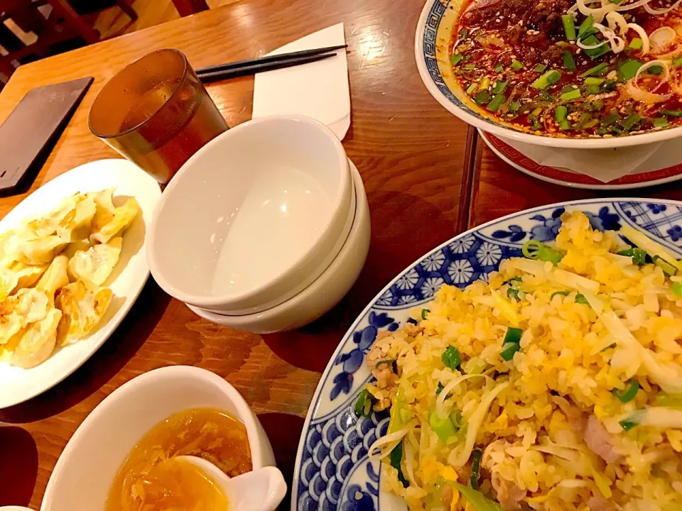 麻辣担担麺  ネギ塩カルビチャーハン  一口焼き餃子|ch＊K*∀o(^^*)♪さん