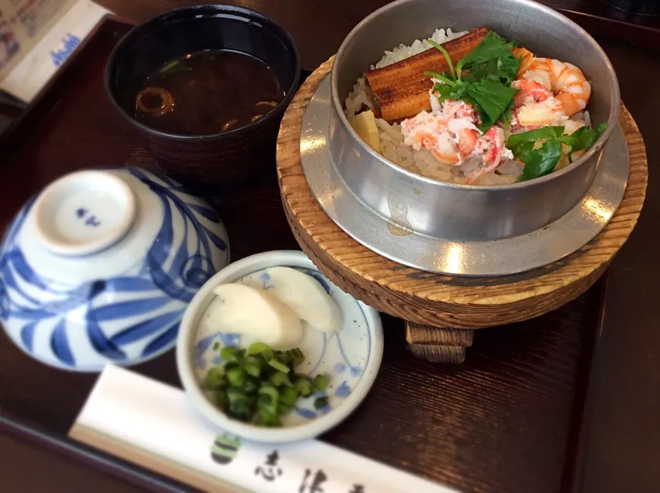 奈良七種釜飯セット😋|アライさんさん