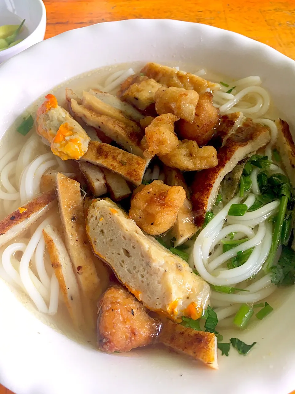 Snapdishの料理写真:bánh canh chả cá Mũi Né|Kitty Leさん