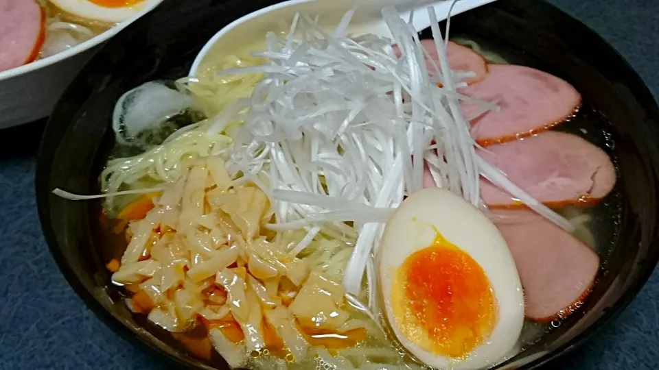 Snapdishの料理写真:冷やし塩ラーメン♥|みほさん