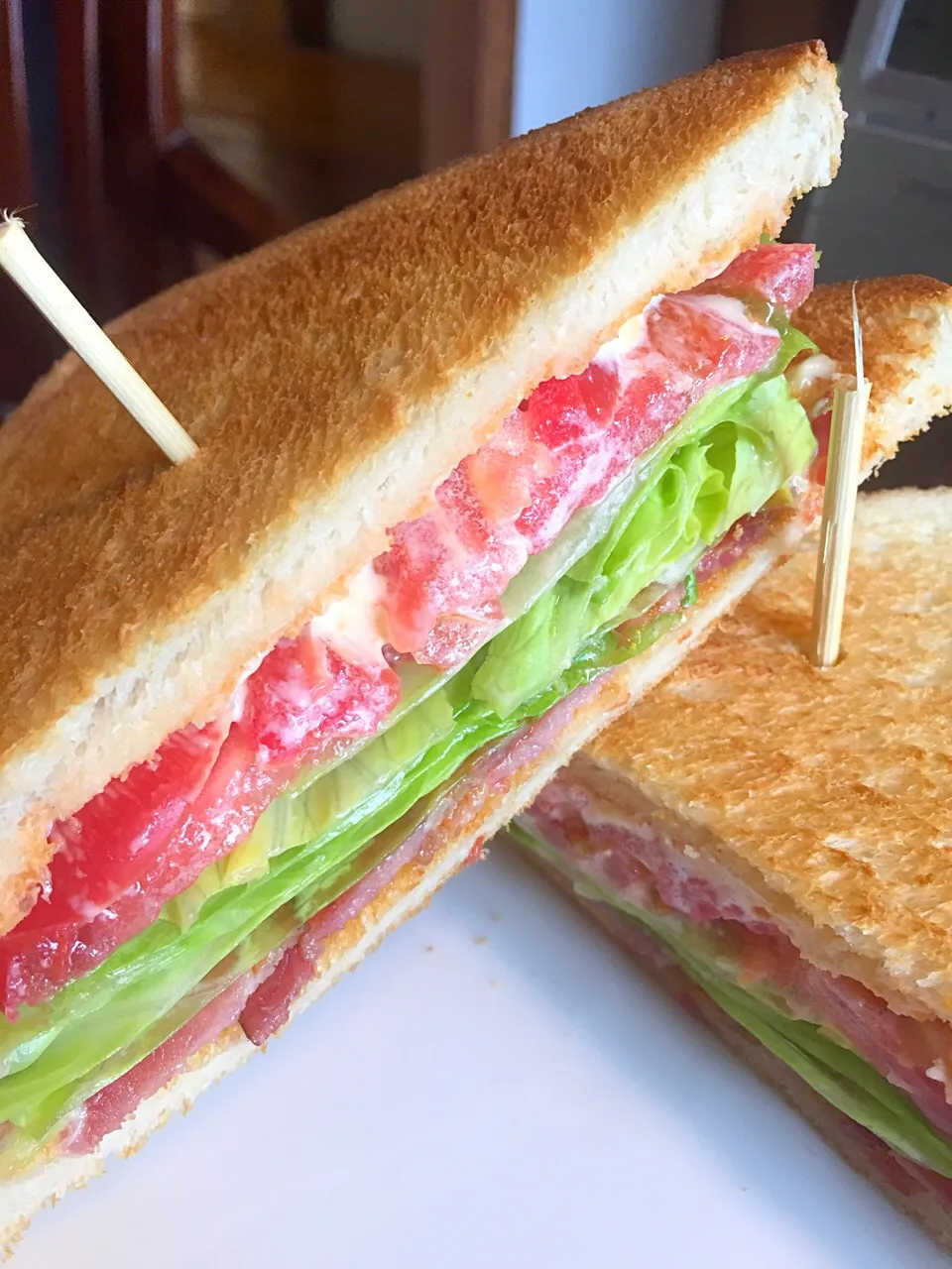 BLT with kewpie sriracha mayo|Chris Shannonさん