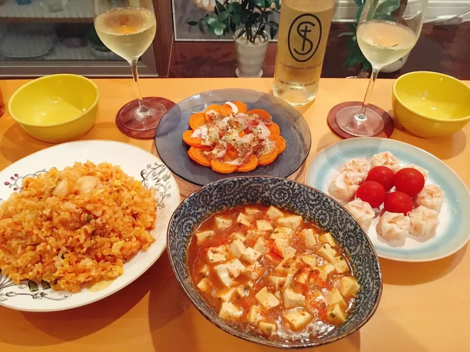 Snapdishの料理写真:メキシコでゲトした白を囲む…🍾🇲🇽🌟|leeさん