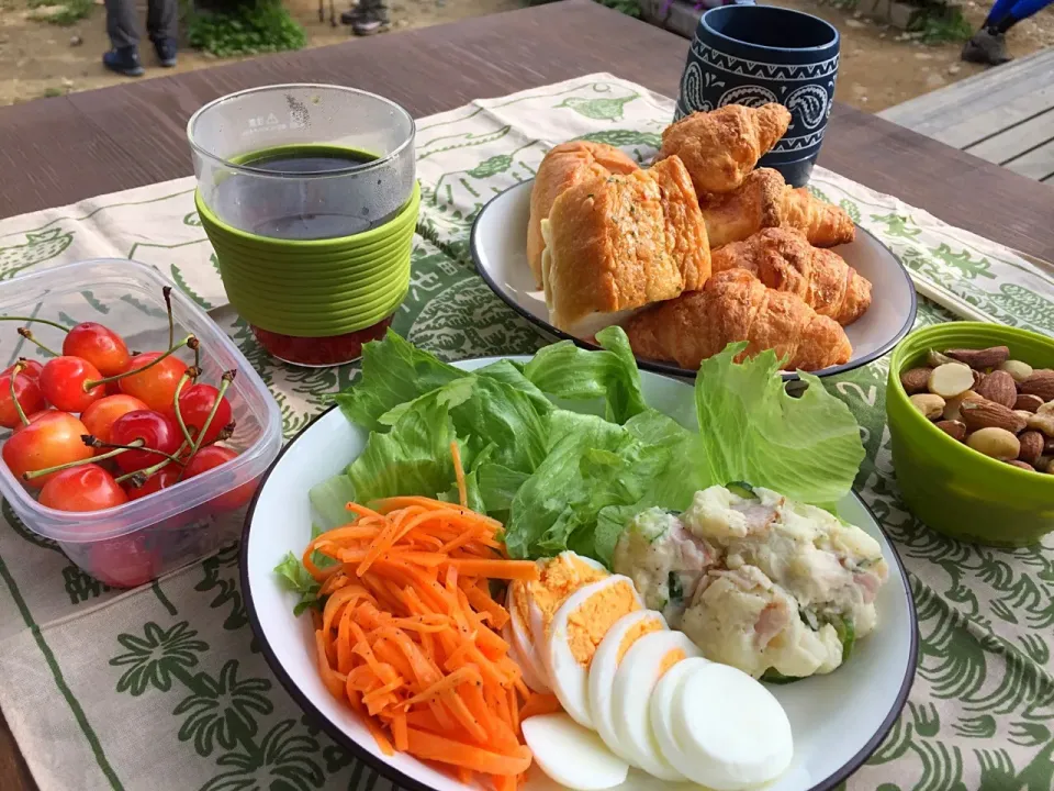 おはようございます。 昨日、尾瀬に行った時の朝食です^ ^  #山ごはん|くりんさん