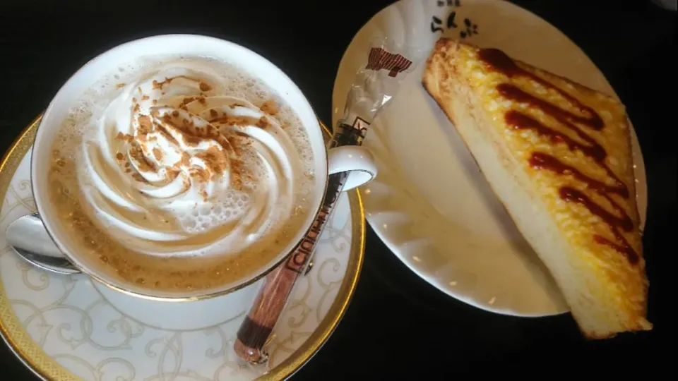 カフェカプチーノ＆エッグトースト|ボンゴさん