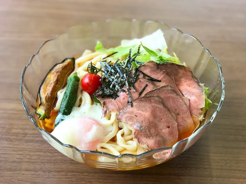 ローストビーフサラダうどん|マハロ菊池さん