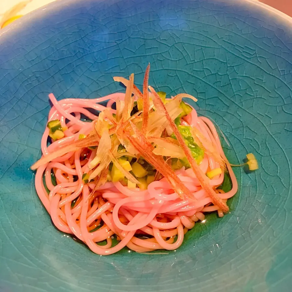 昨夜は家族で和食屋さんへ✨
梅素麺の薬味たっぷりのせからスタート✨|Seikoさん