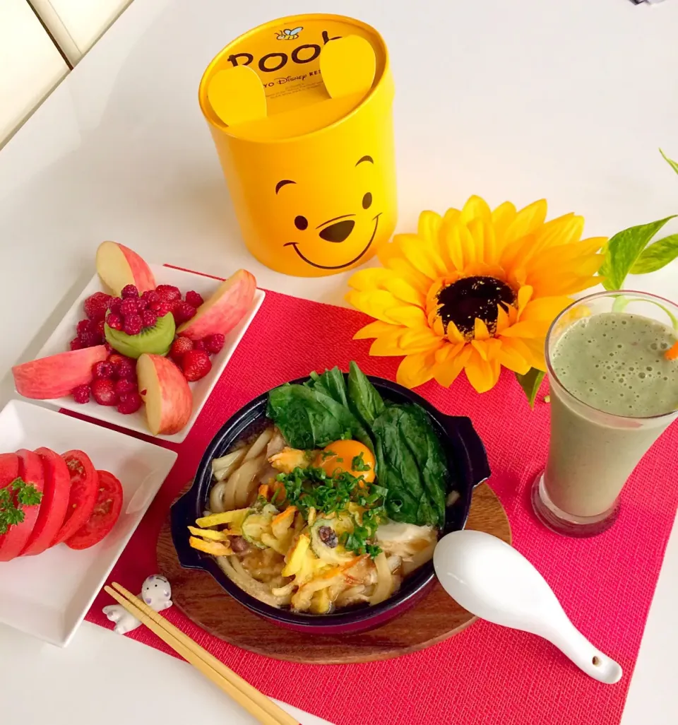 朝ごはんは勝負飯( ◠‿◠ )
寒い朝てす😆鍋焼きうどんにしました🤗💖|はみちゃんさん