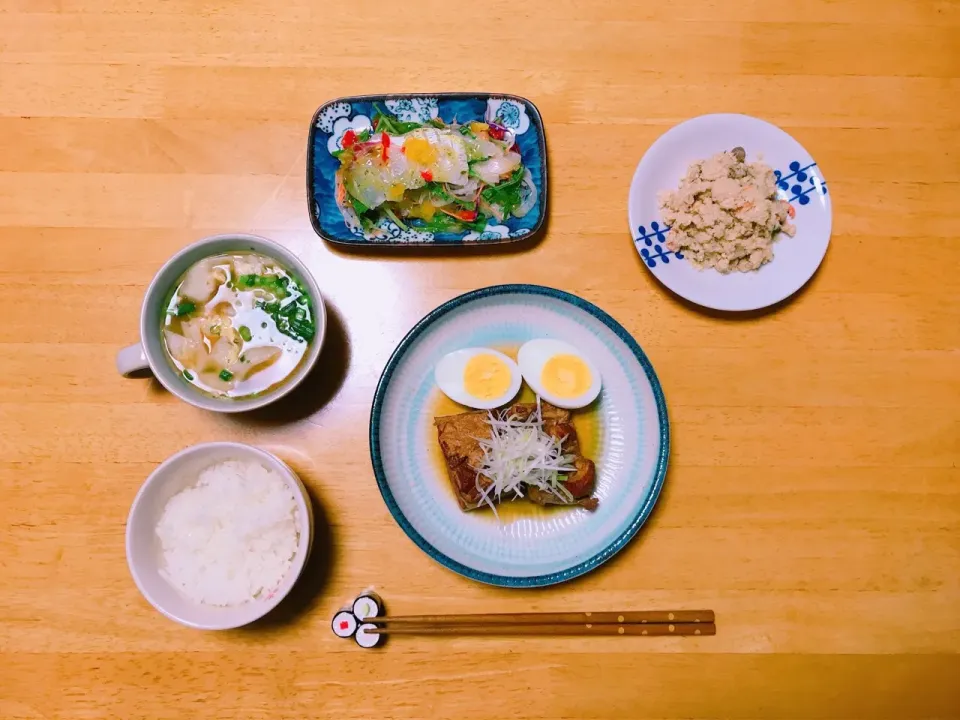 夕ごはん
豚の角煮
ワンタンスープ|ちゃみこさん