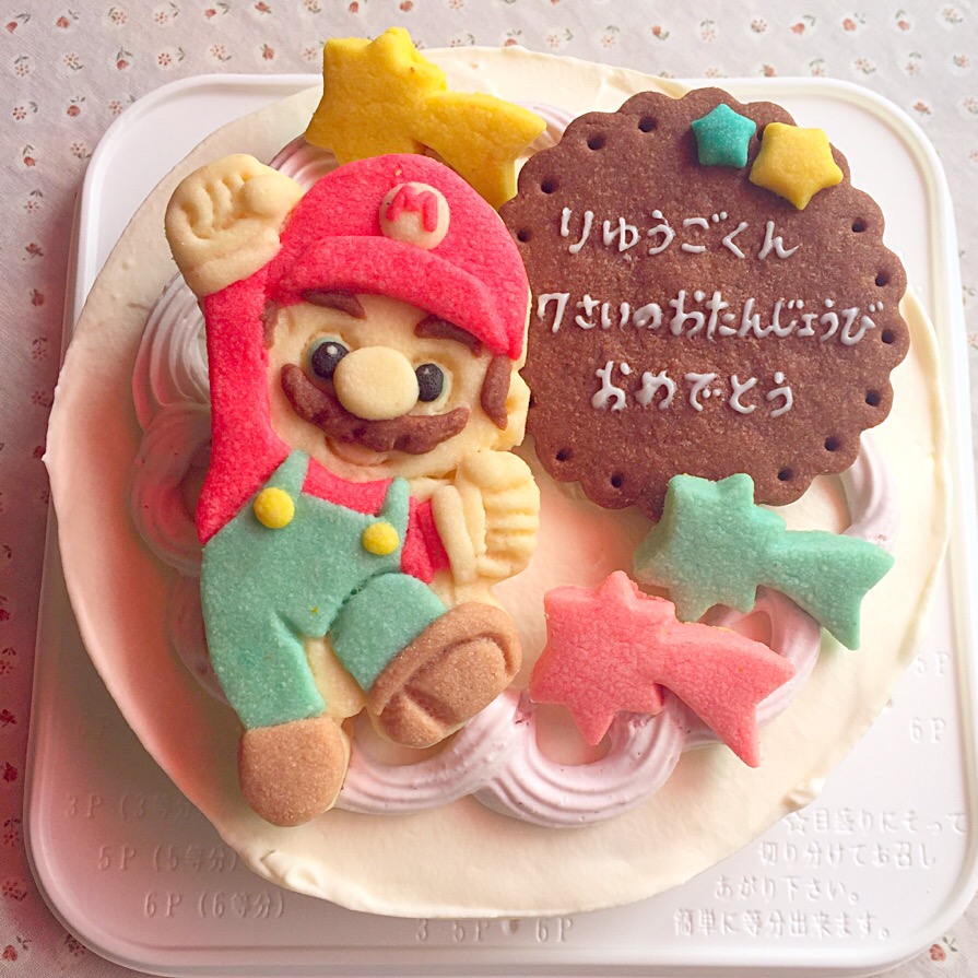 人気のマリオです デコレーションケーキバースデーケーキお誕生日ケーキキャラクターケーキキャラクタークッキーケーキ クッキー 国産小麦粉使用 マリオ サント シャペル Snapdish スナップディッシュ Id Dstesa