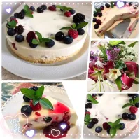 Snapdishの料理写真:ベリーベリーチーズケーキ|violetさん