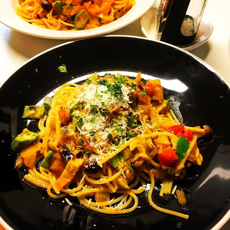 夏野菜モリモリ😋トマトソーススパゲッティ🍅|ヲルカさん