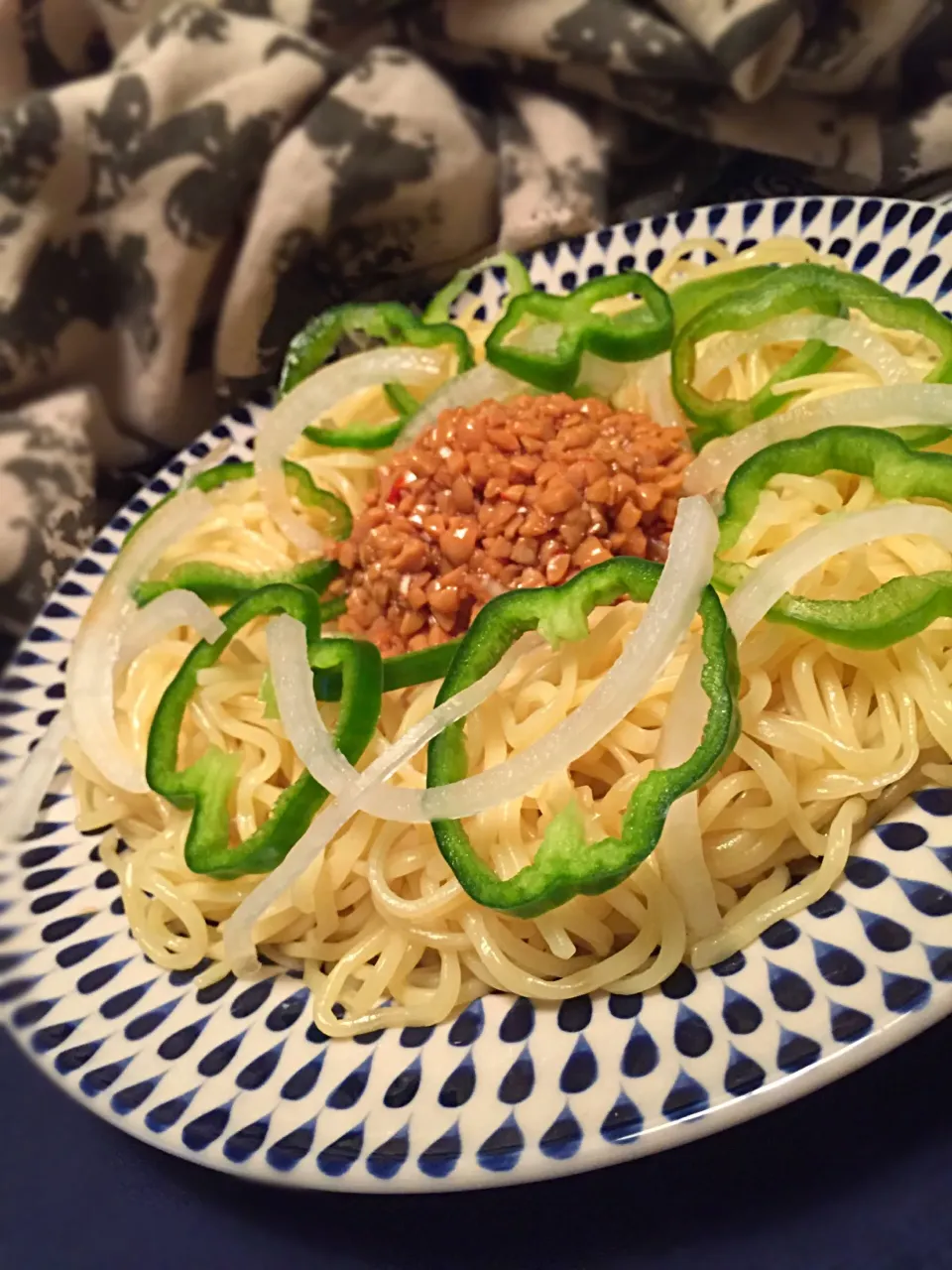 ピリ辛納豆だれ〜〜の😁
      冷やし麺(人´∀、｀〃)｡o○(ｵｲﾁｲ♪)😋|チョッパー＆ホヌさん